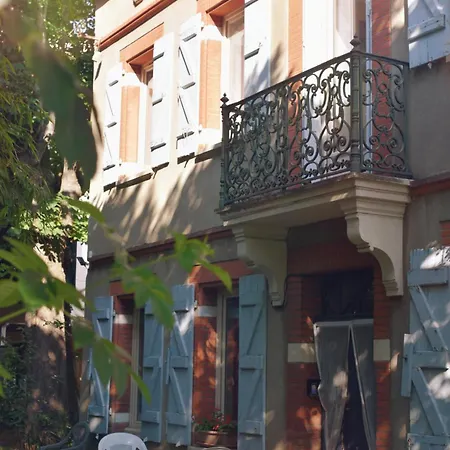 Bugrane 홈스테이 *