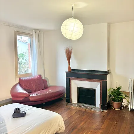 홈스테이 Bugrane