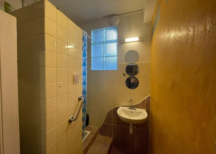 Bugrane Тулуза