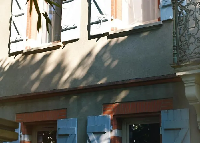 Проживание в семье Bugrane Тулуза