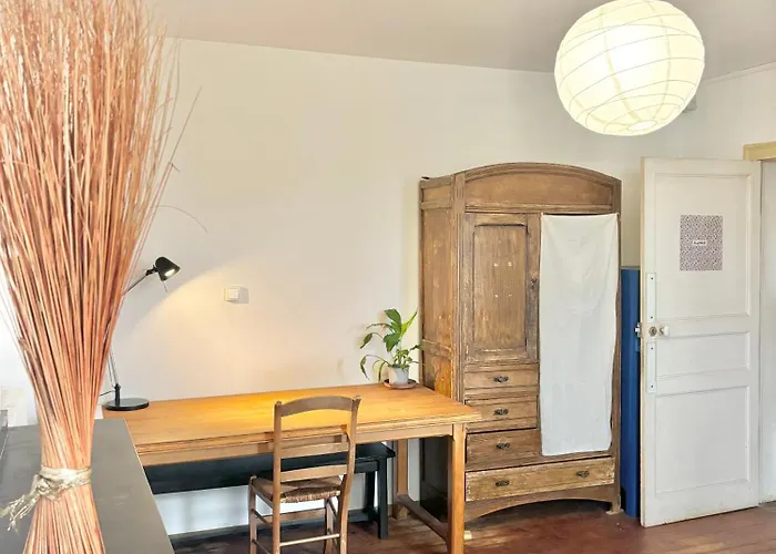 Bugrane Проживание в семье