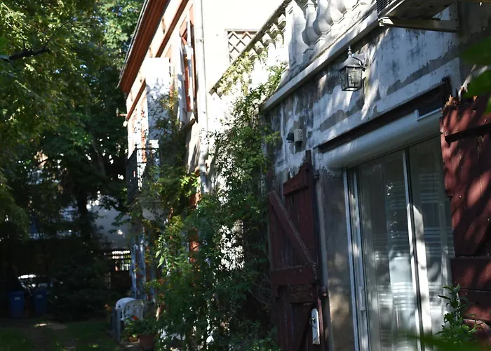 Bugrane * تولوز